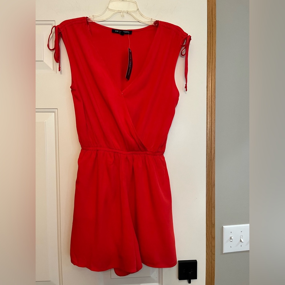 Women's New One Clothing red pull on V neck romper. Size small